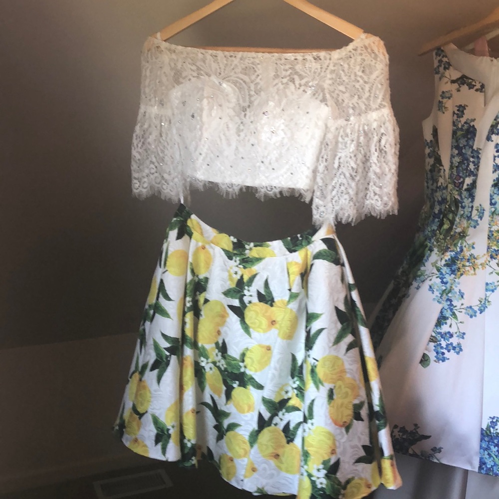 Two piece lemon skirt dress
